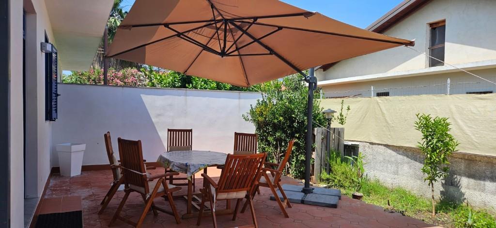 casa indipendente in vendita a Mascali in zona Fondachello