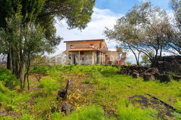 casa indipendente in vendita a Mascali in zona Montargano