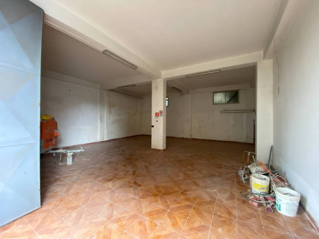 locale di sgombero in vendita a Mascali