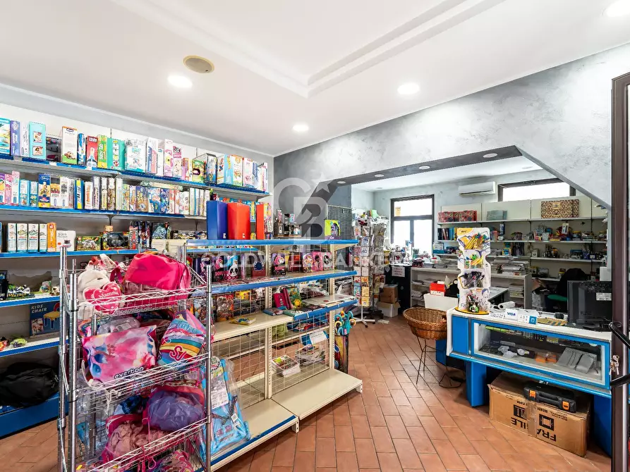locale commerciale in vendita a Mascali in zona Carrabba