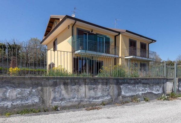 casa indipendente in vendita a Mascali in zona Puntalazzo