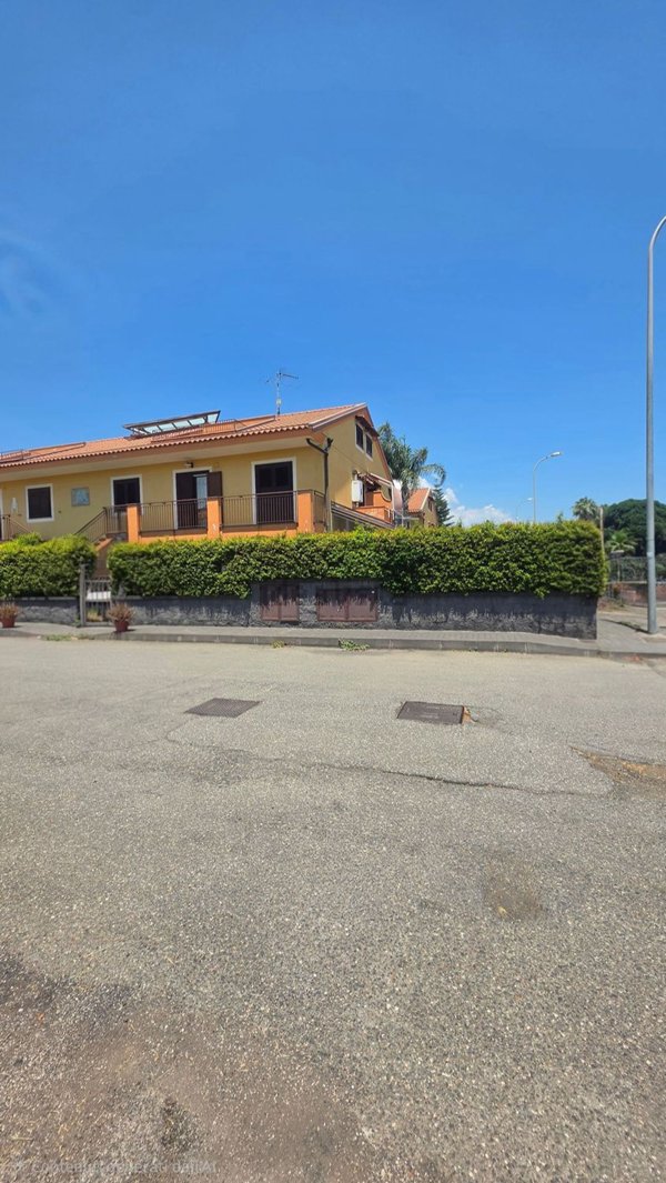 appartamento in vendita a Mascali in zona Fondachello