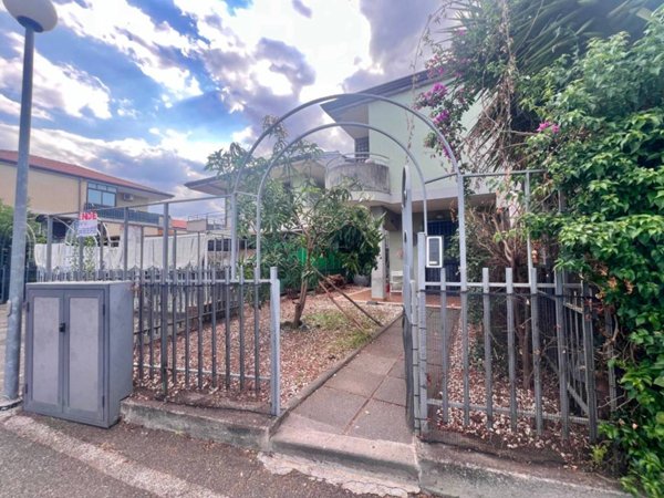 appartamento in vendita a Mascali in zona Carrabba