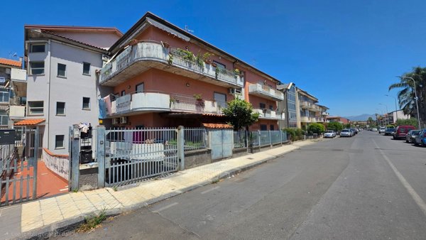 appartamento in vendita a Mascali in zona Carrabba