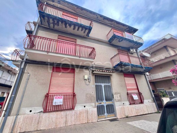 appartamento in vendita a Mascali in zona Carrabba