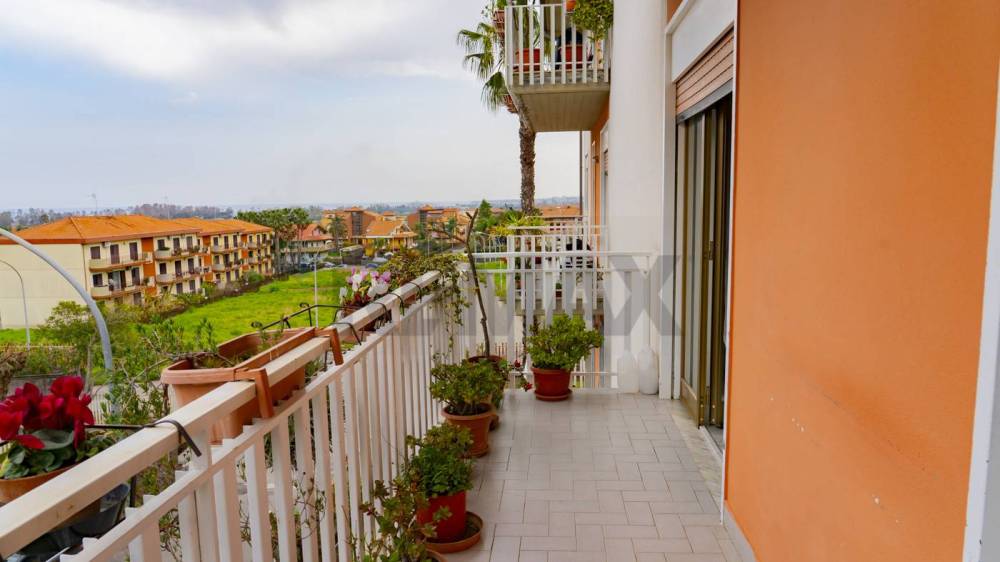 appartamento in vendita a Mascali in zona Carrabba
