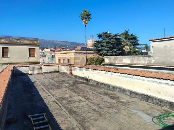 casa indipendente in vendita a Mascali in zona Carrabba