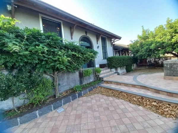 casa indipendente in vendita a Mascali in zona Montargano