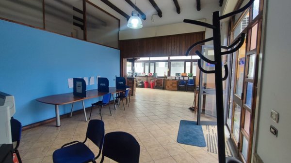 locale commerciale in vendita a Mascali in zona Carrabba