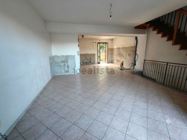 casa indipendente in vendita a Mascali in zona Carrabba