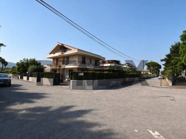 casa indipendente in vendita a Mascali in zona Fondachello