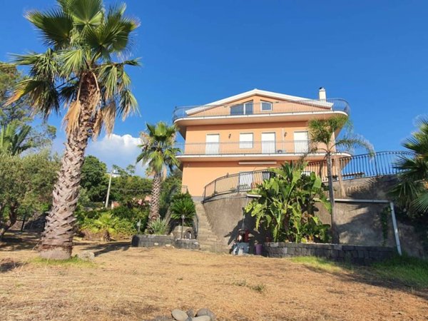 casa indipendente in vendita a Mascali