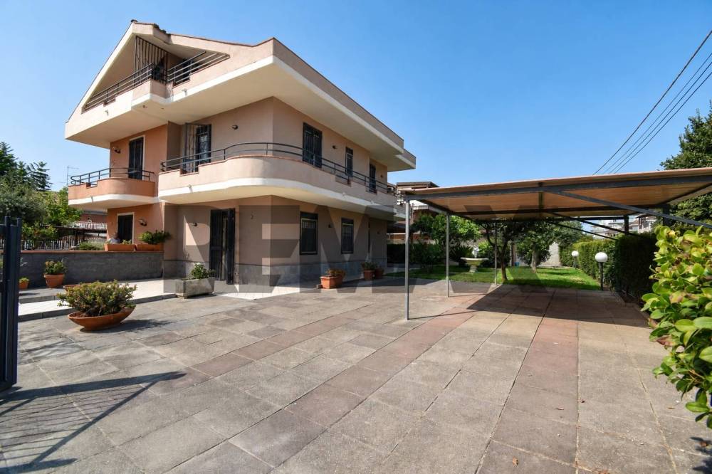 casa indipendente in vendita a Mascali in zona Fondachello