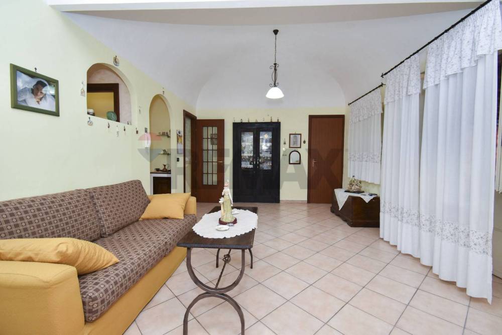 casa indipendente in vendita a Mascali in zona Nunziata