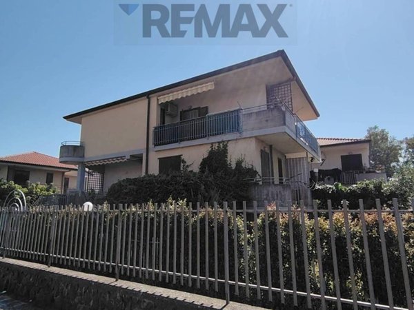 appartamento in vendita a Mascali in zona Carrabba
