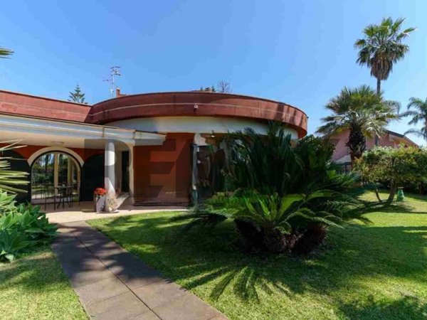 casa indipendente in vendita a Mascali in zona Fondachello