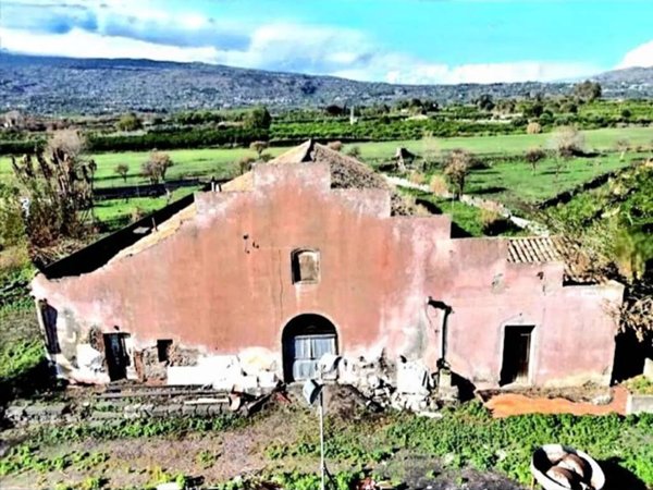 casa indipendente in vendita a Mascali in zona Fondachello