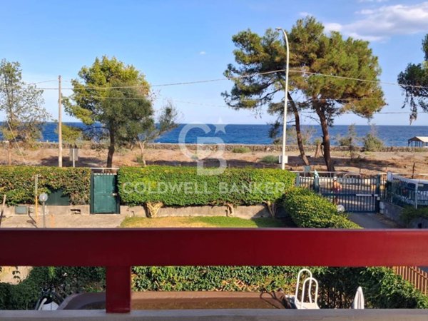 appartamento in vendita a Mascali in zona Carrabba