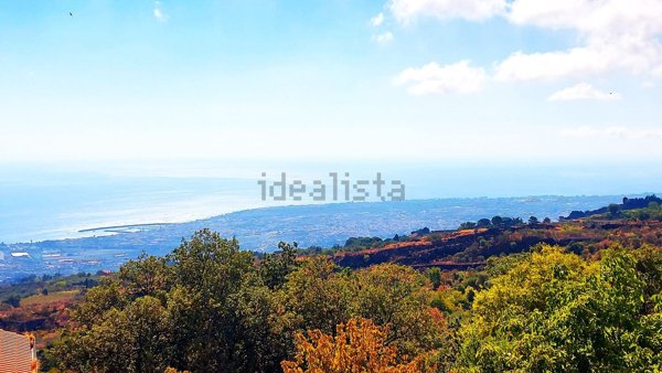 casa indipendente in vendita a Mascali in zona Montargano