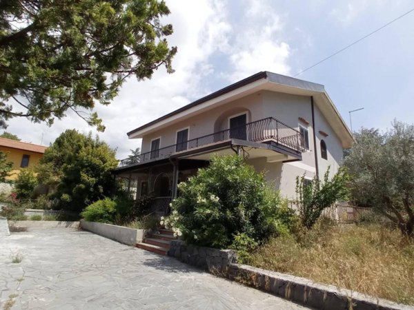 casa indipendente in vendita a Mascalucia