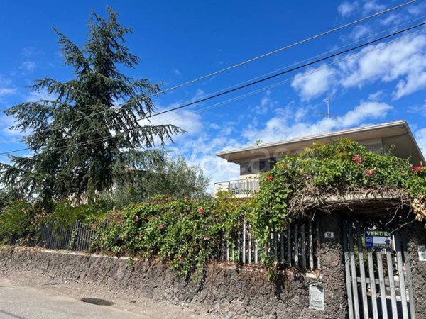 casa indipendente in vendita a Mascalucia