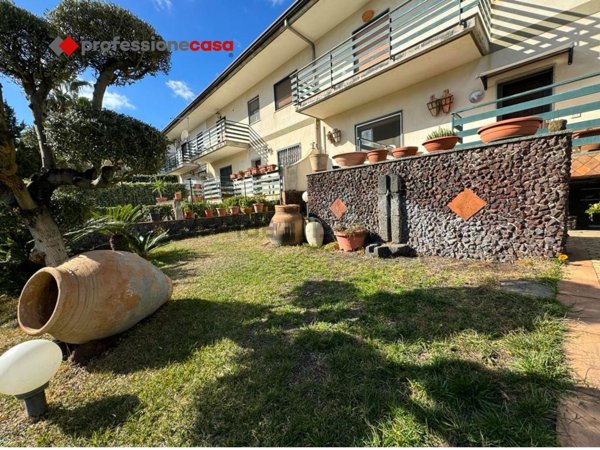 casa indipendente in vendita a Mascalucia