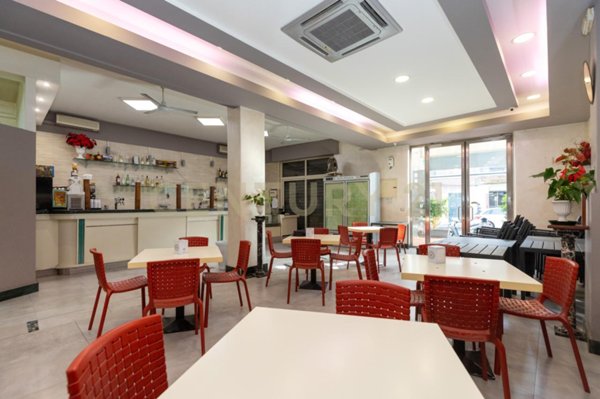 negozio in vendita a Mascalucia