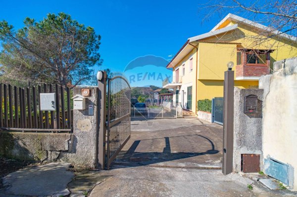 casa indipendente in vendita a Mascalucia