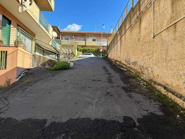 ufficio in vendita a Mascalucia