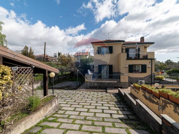 casa indipendente in vendita a Mascalucia