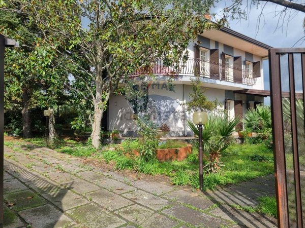 casa indipendente in vendita a Mascalucia