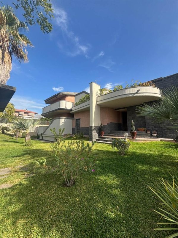 casa indipendente in vendita a Mascalucia