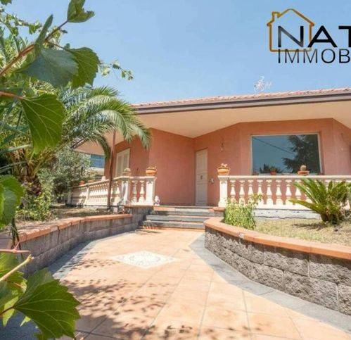 casa indipendente in vendita a Mascalucia in zona Massa Annunziata