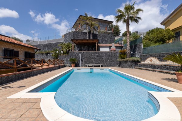 casa indipendente in vendita a Mascalucia