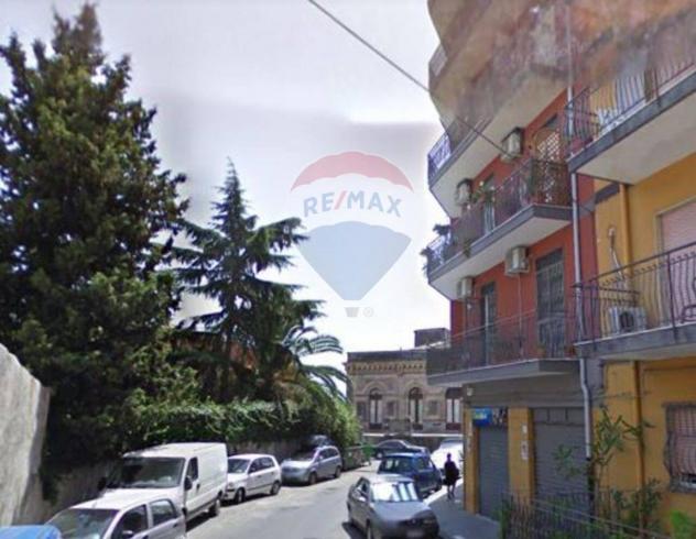 locale commerciale in vendita a Mascalucia