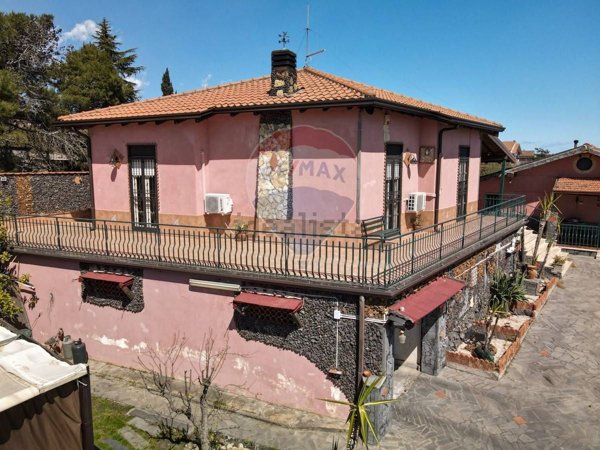 casa indipendente in vendita a Mascalucia