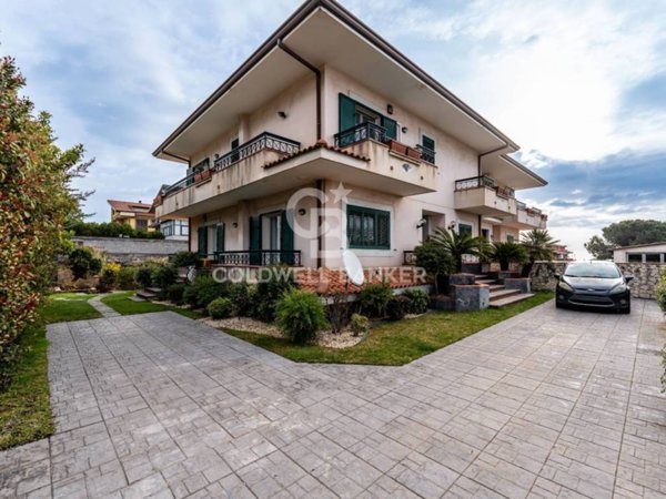 casa indipendente in vendita a Mascalucia