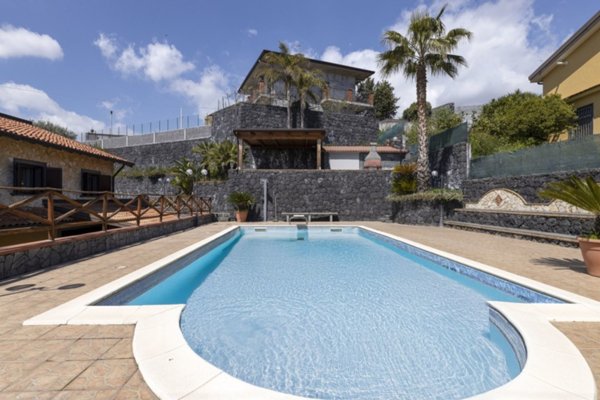 casa indipendente in vendita a Mascalucia