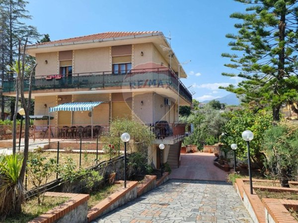 casa indipendente in vendita a Mascalucia