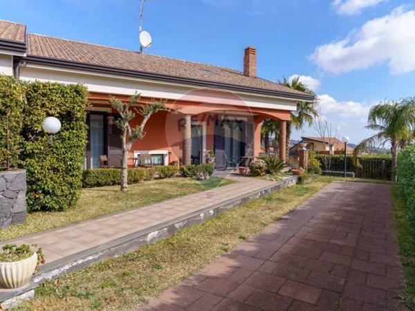 casa indipendente in vendita a Mascalucia