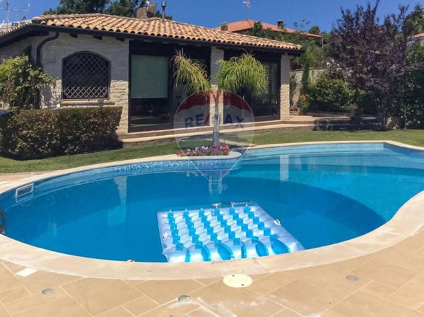 casa indipendente in vendita a Mascalucia in zona Massa Annunziata