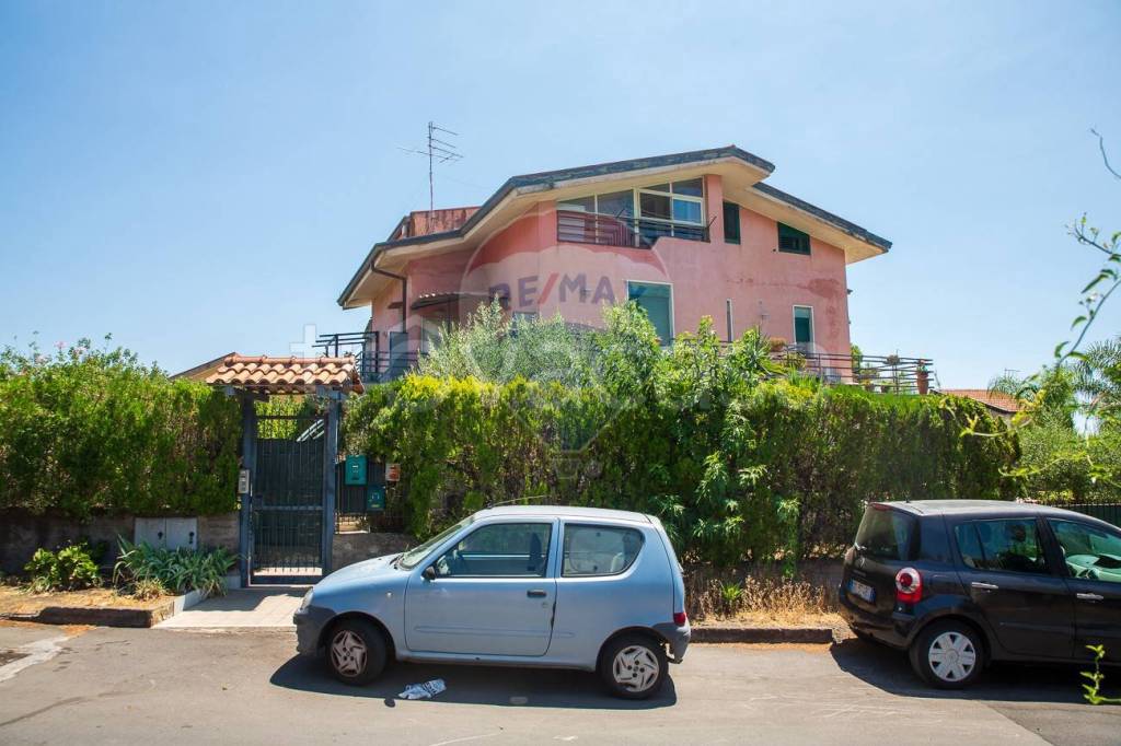 casa indipendente in vendita a Mascalucia