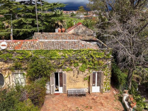 casa indipendente in vendita a Mascalucia