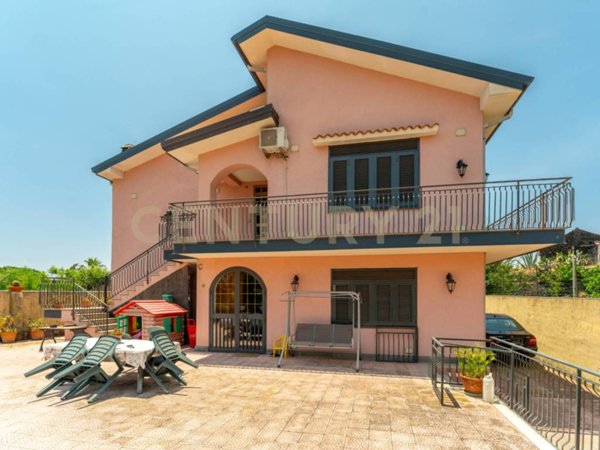 casa indipendente in vendita a Mascalucia