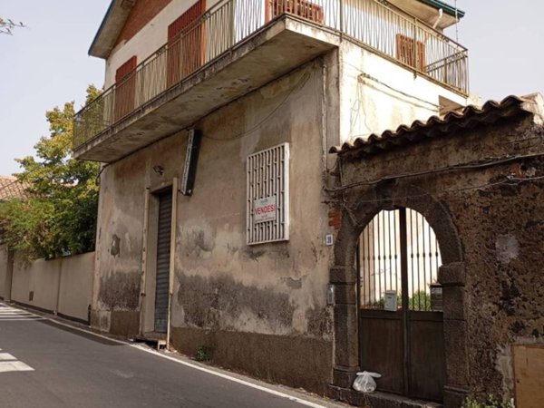 casa indipendente in vendita a Mascalucia