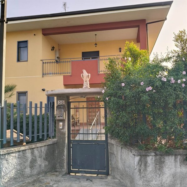 casa indipendente in vendita a Mascalucia