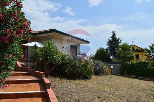 casa indipendente in vendita a Mascalucia