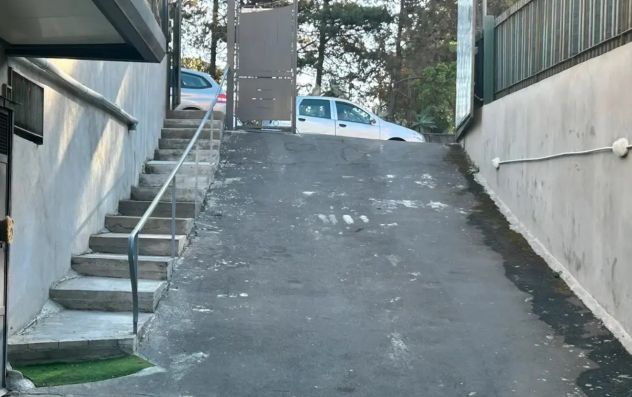negozio in vendita a Mascalucia