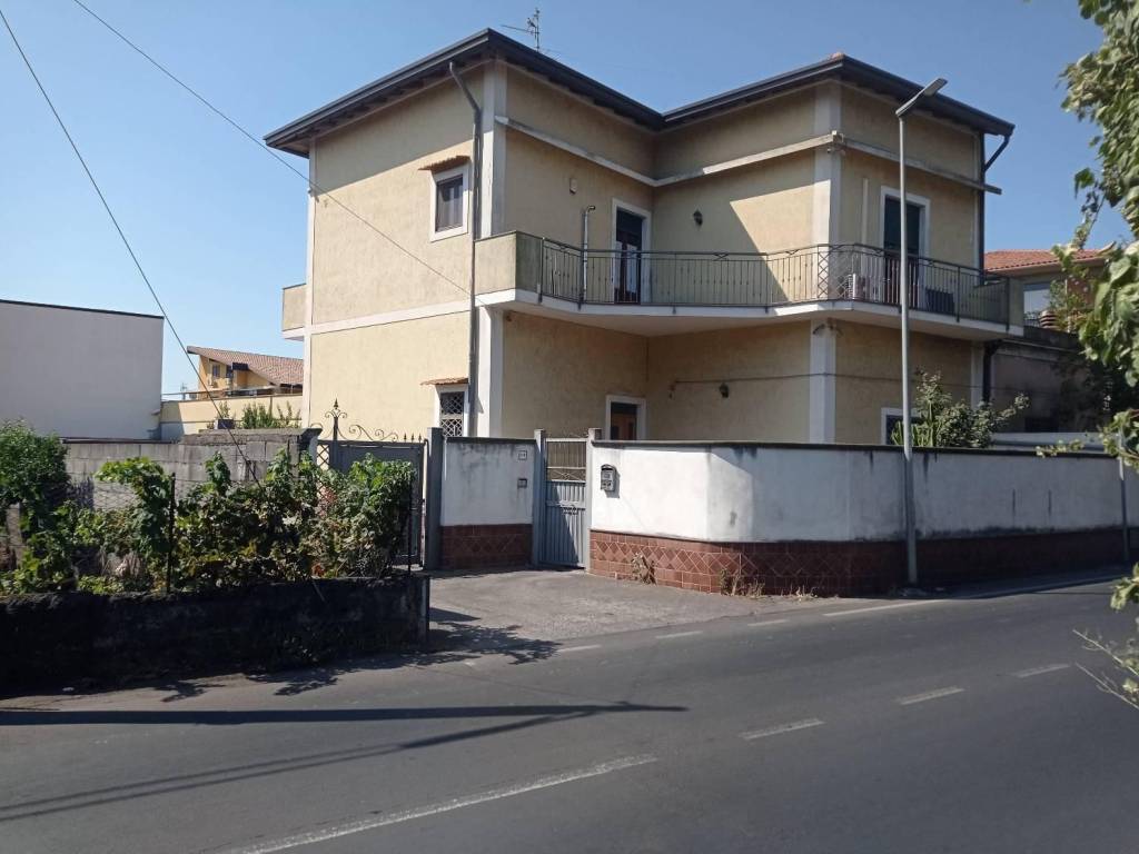casa indipendente in vendita a Mascalucia