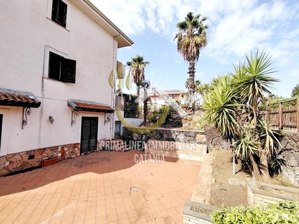 casa indipendente in vendita a Mascalucia